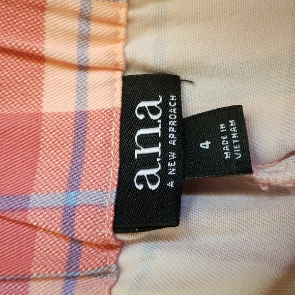 A.N.A.Women's Plaid Shorts - Picture 11 of 13